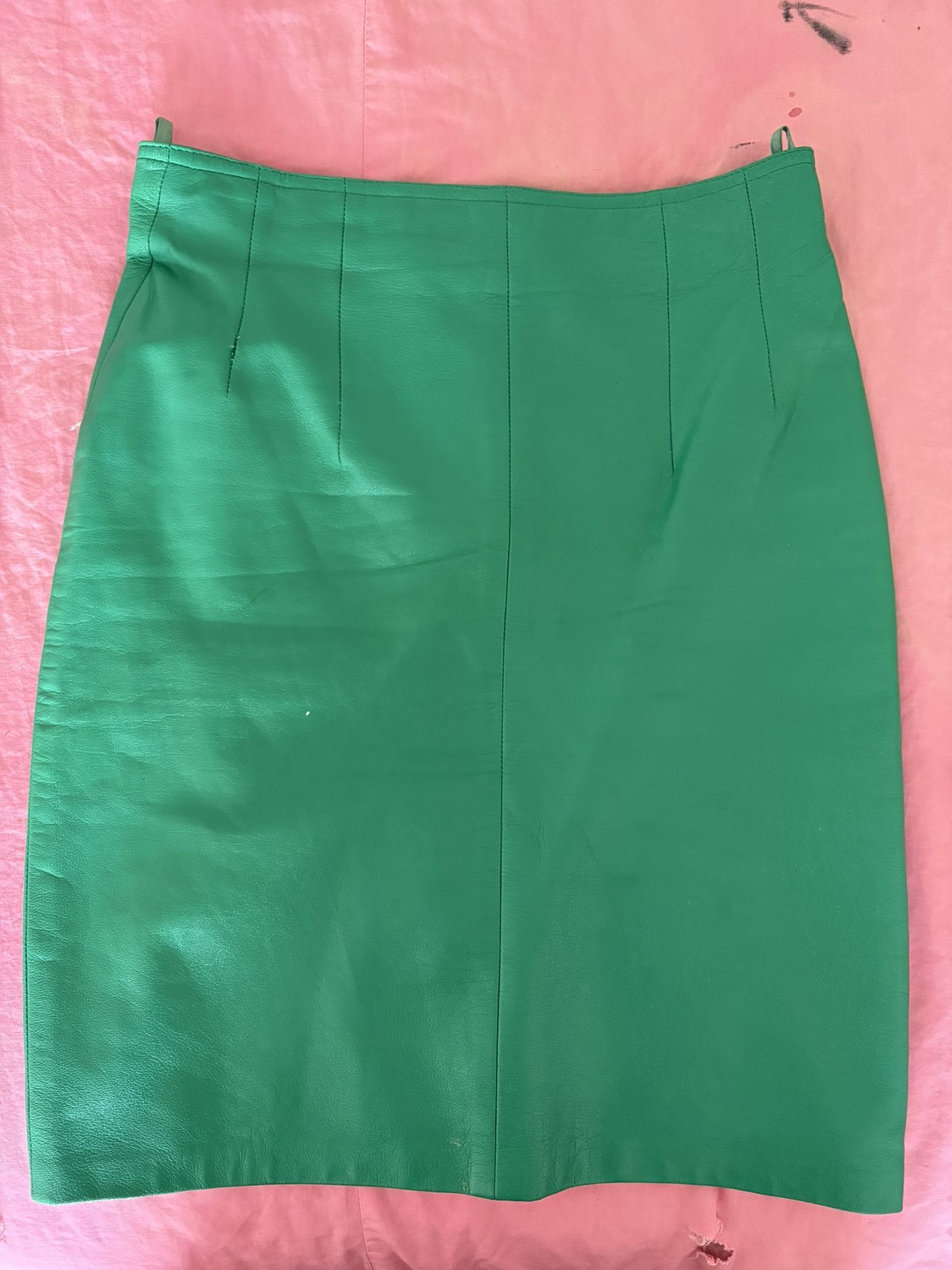 leather skirt