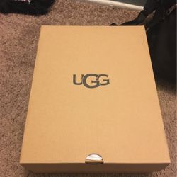 UGGS