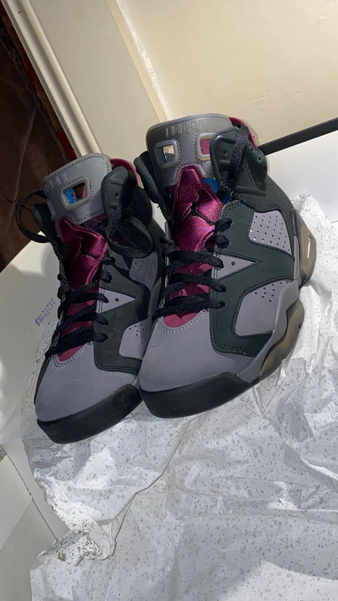 air jordan 6 retro bordeaux Size 8