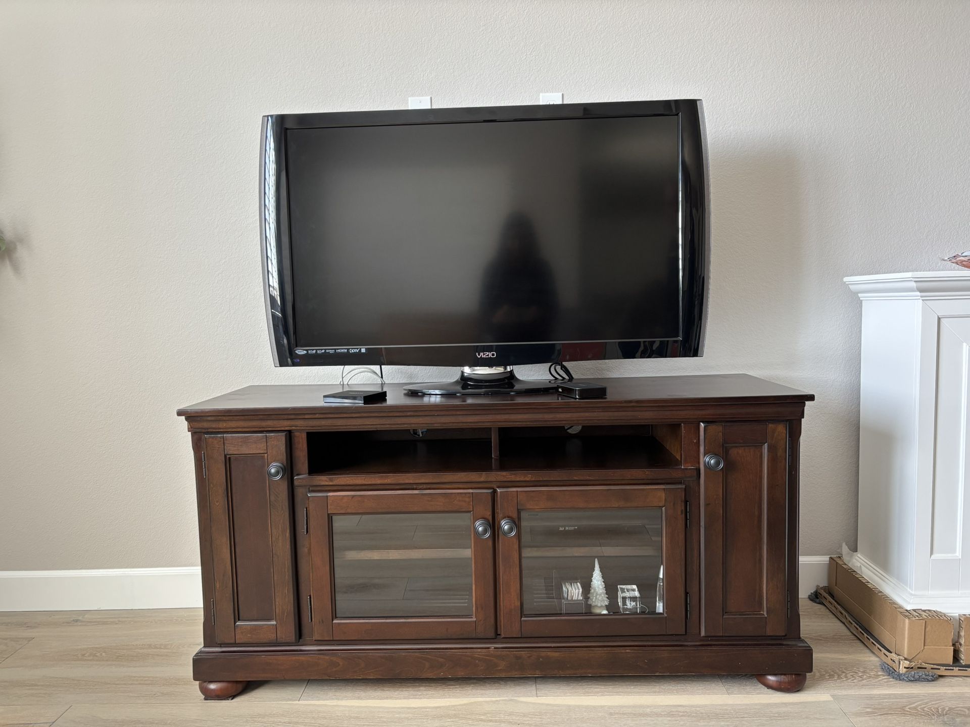 TV Console