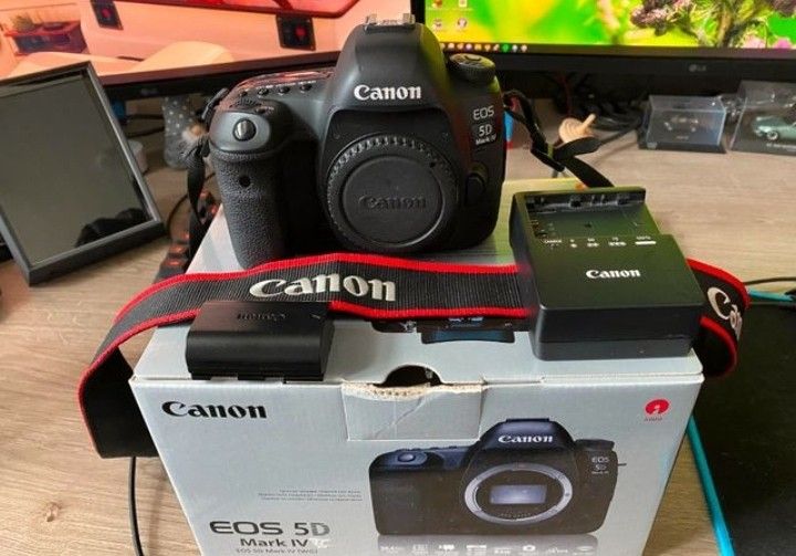 Canon 5D Mark IV