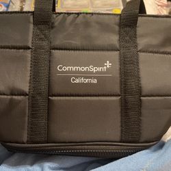 ✨Common Spirit Lunch Bag✨