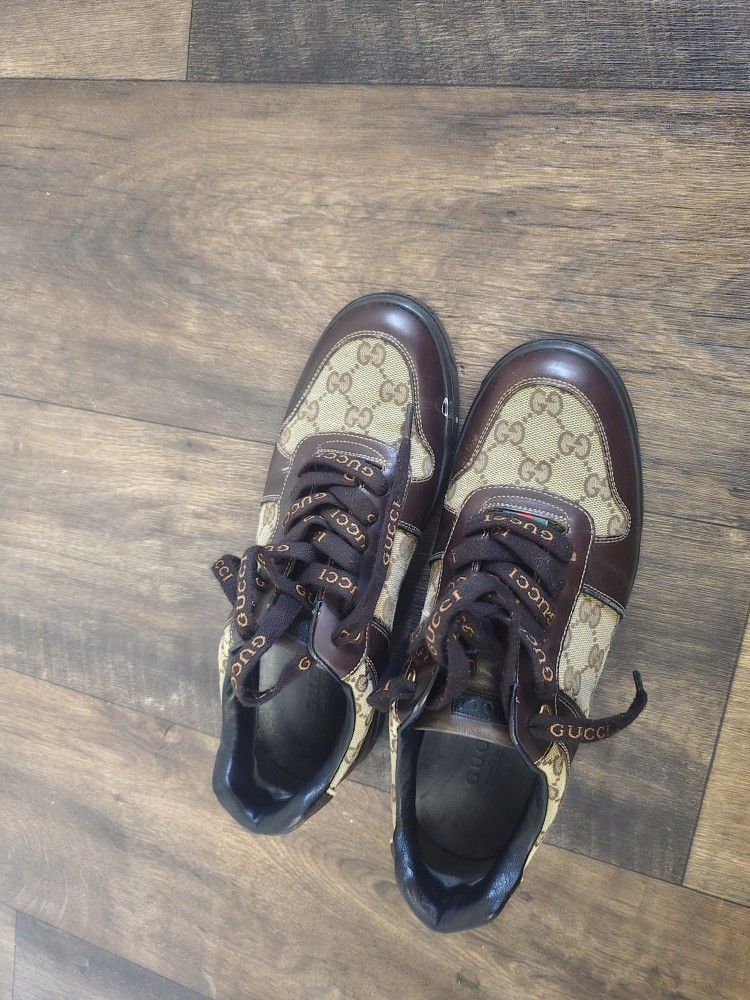 GUCCI GG Lace-Up Low-Top Sneaker Color Cocoa/Brown Ebony
