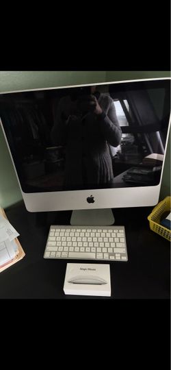 Apple iMac with Keyboard and Magic Mouse