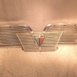 1966 Valiant Grill 