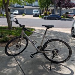 Giant Escape 2 Hybrid Bike, $400 OBO