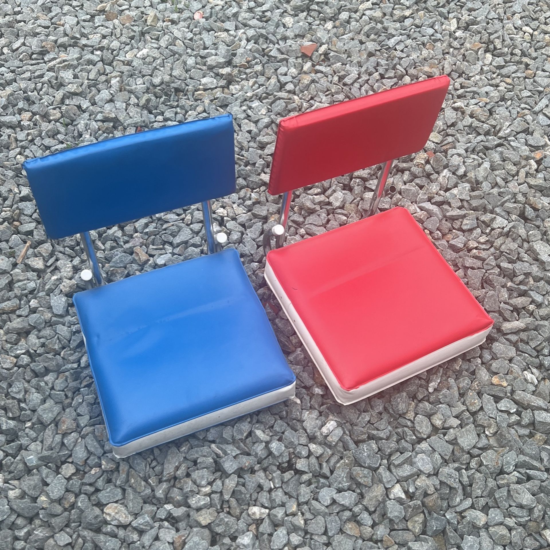 Outdoors Stadium Parade Beach And More Seats Blue And Red Folding For Easy To Carry