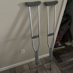 Crutches 