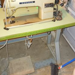 Sewing Machine Consew Model 230 Industrial 