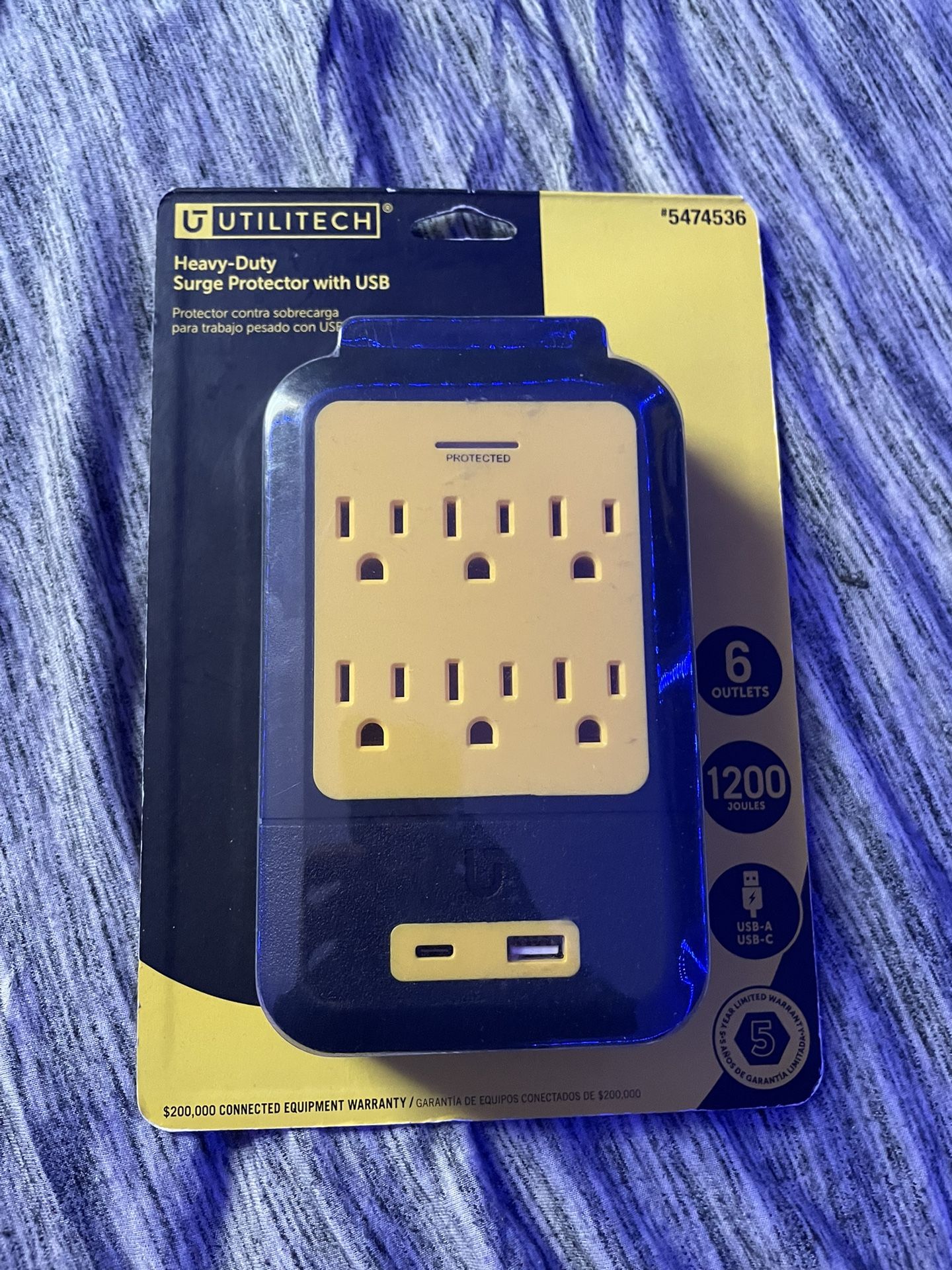 Multi Port Heavy Duty Surge protector with built in usb port