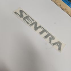 Nissan Sentra Emblem
