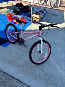 Girl bike