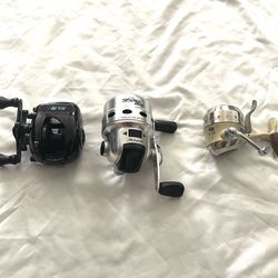 Three vintage great condition bait caster fishing reels