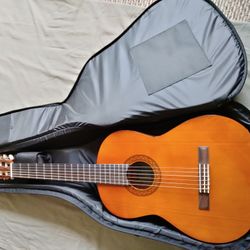 Yamaha C40 Acoustic Guitar