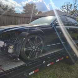 07-13 Mercedes s550 parts part out, good engine n transmission 30 day warranty. Call or text three three seven (contact info removed)
