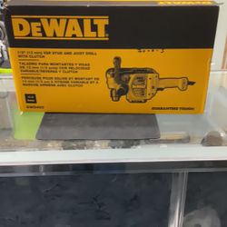 DEWALT Electric Drill, Stud & Joist with Clutch, 1/2-Inch, Variable Speed Reversible (DWD450)