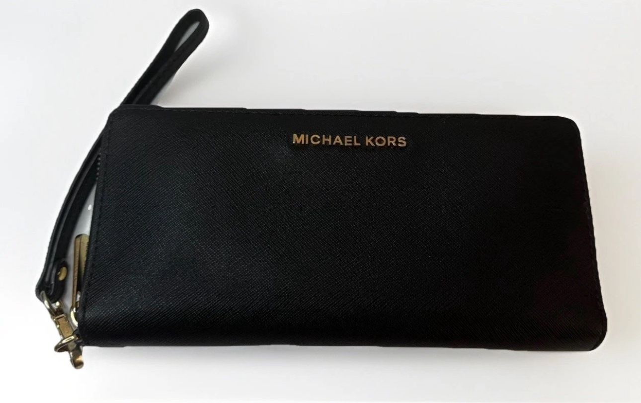 Michael Kors Jet Set Travel Saffiano Leather Continental Wristlet Wallet Black