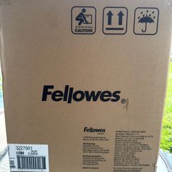 Fellowes (contact info removed) Powershred 79Ci Cross-Cut Shredder - Black/Dark Silver