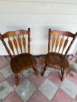 Solid wooden chair set