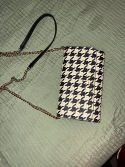 Kate Spade Houndstooth Crossbody Wristlet Bag