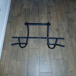Pull Up Bar 