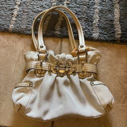 👜 Kathy Van Zeeland Cream Shoulder Bag 