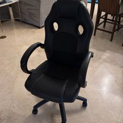 Gaming Chair- like New
