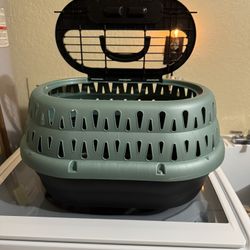Small Animal Carrier 