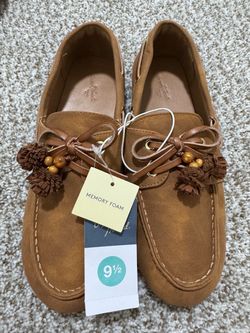 Women's Tan Suede Moccasin Loafers Size 9.5