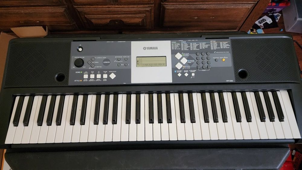 Yamaha Keyboard Piano