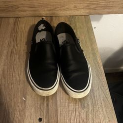 VANS Slip-On Perf Leather Shoe Black SIZE 7