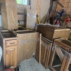 Set Wooden Kitchen Cabinets 
