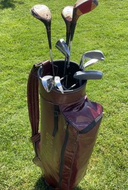 Wilson Sam Snead One Hundred Golf Club Set with Arnold Palmer leather cart bag