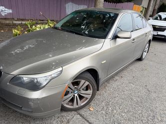 2010 528 I BMW