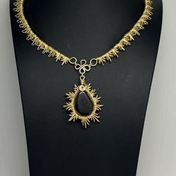 Hermoso Collar Para Una Reina 