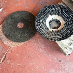Brushes / Floor Maintainer