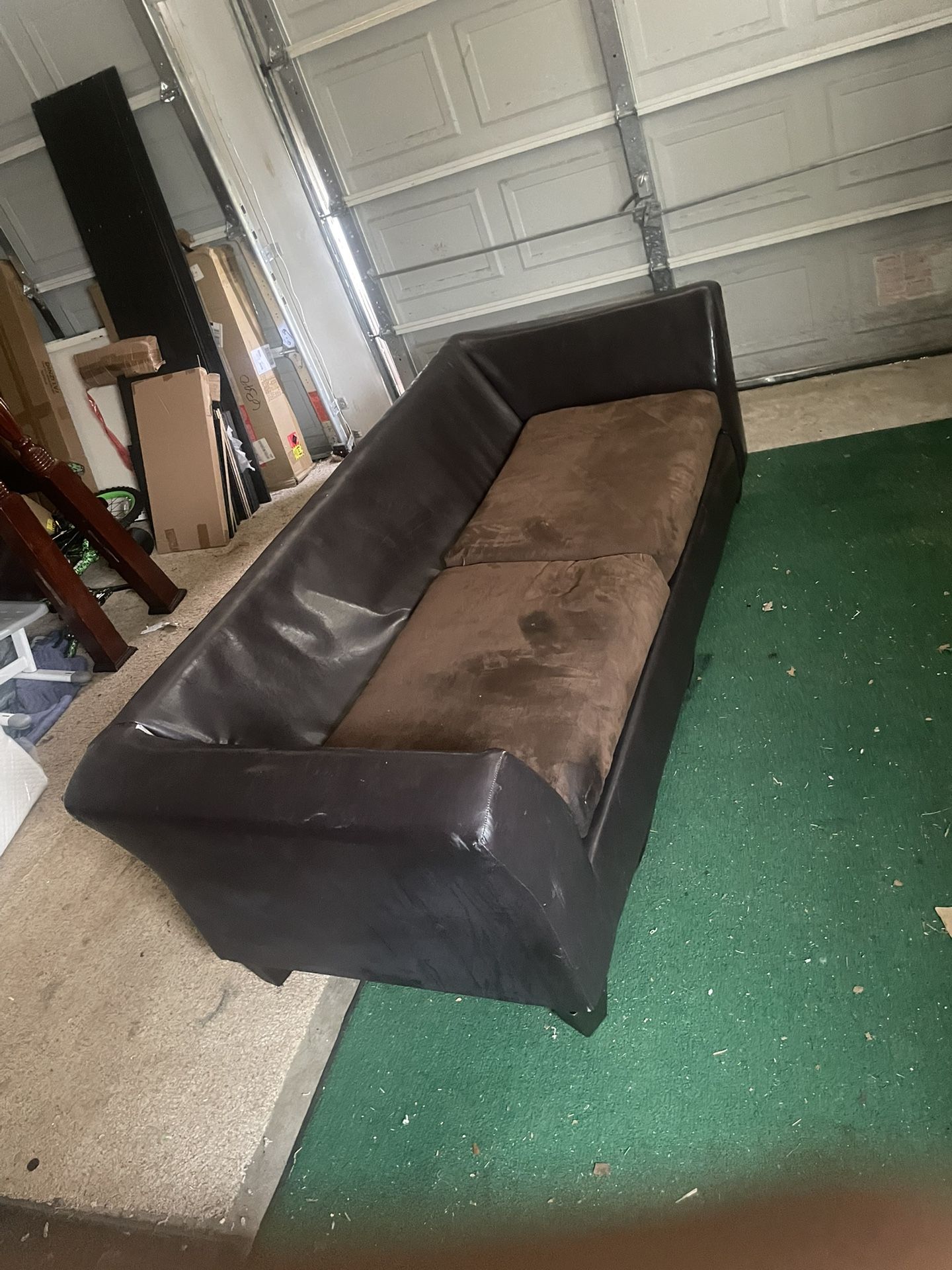 Free Sofa