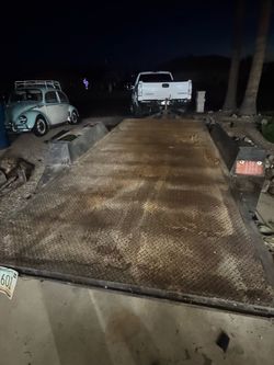 Equipment trailer