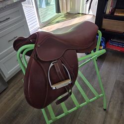 HDR Henri De Rivel English Saddle
