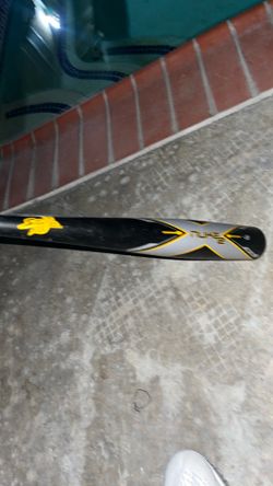 Stinger bat brand new