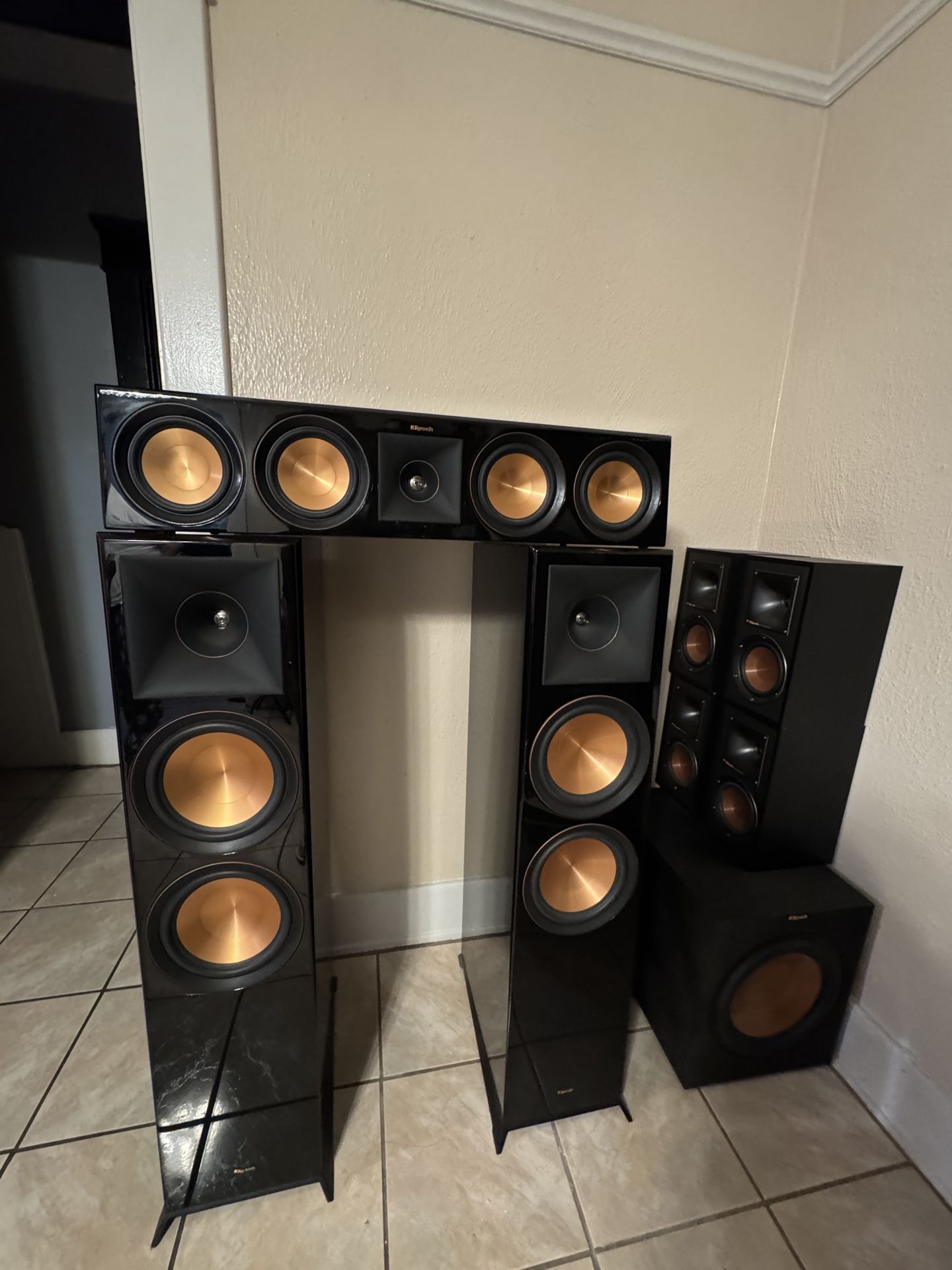 Klipsch 7.1 Home Theater Speaker Set 