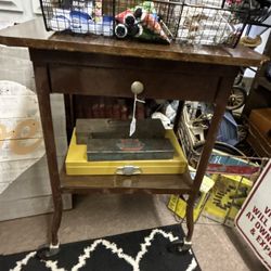 Vintage Metal Typewriter Desk on Wheels