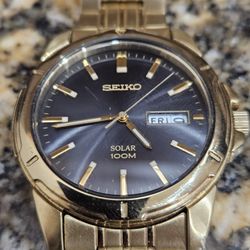 Seiko 100M Solar Wrist Watch Diving Diver Quartz Motion No Battery Required Gold Crystal