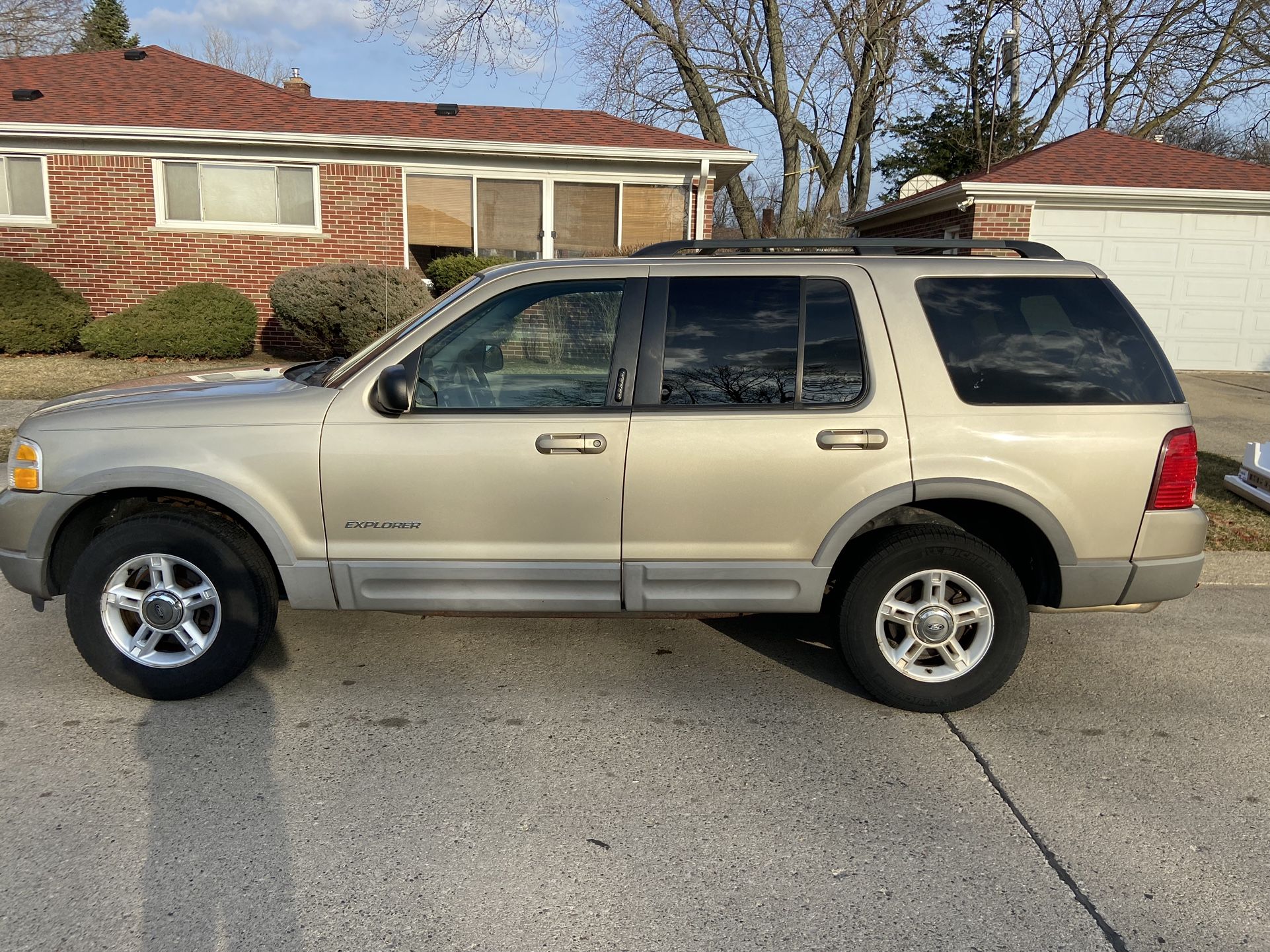 2002 Ford Explorer