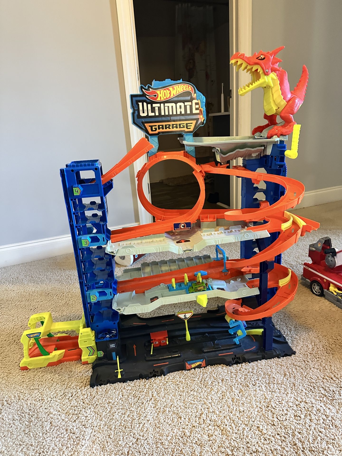 Hot Wheels Ultimate Garage