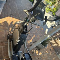 Horizon Elliptical 