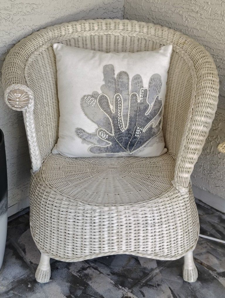 Ratan Chair