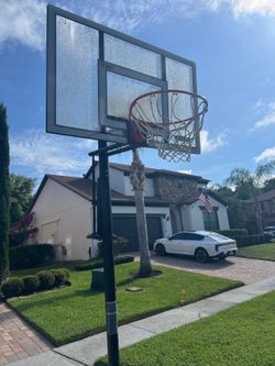 🏀 Adjustable Portable Basketball Hoop – Great Condition 🏀
