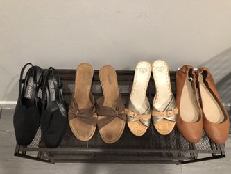 4 pairs of women's shoes, size 8, all for $ 8