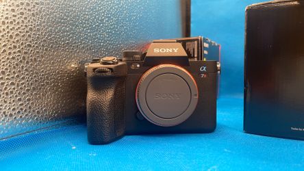 Sony a7 RV open box